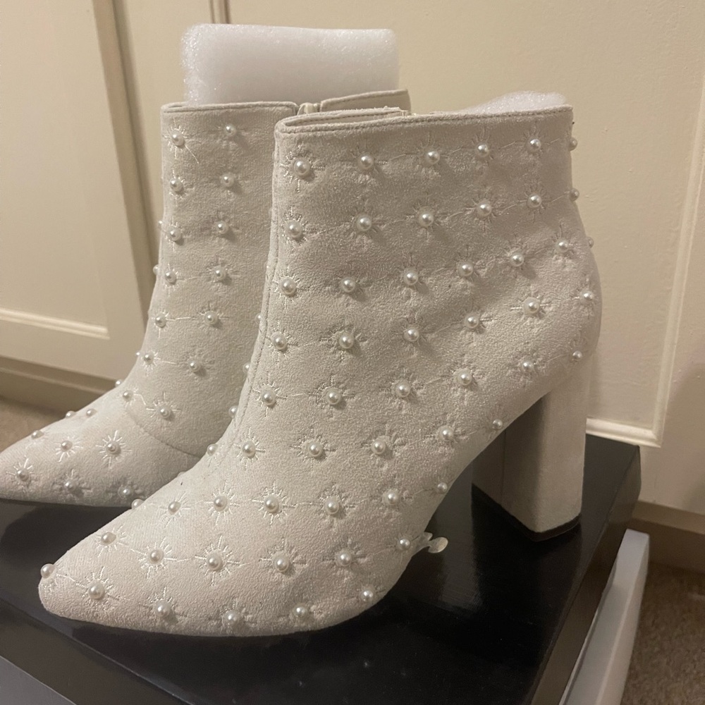 Beautiful Pearl covered boots